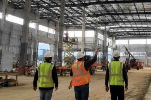 ~Engenheiro para construção de obra industrial